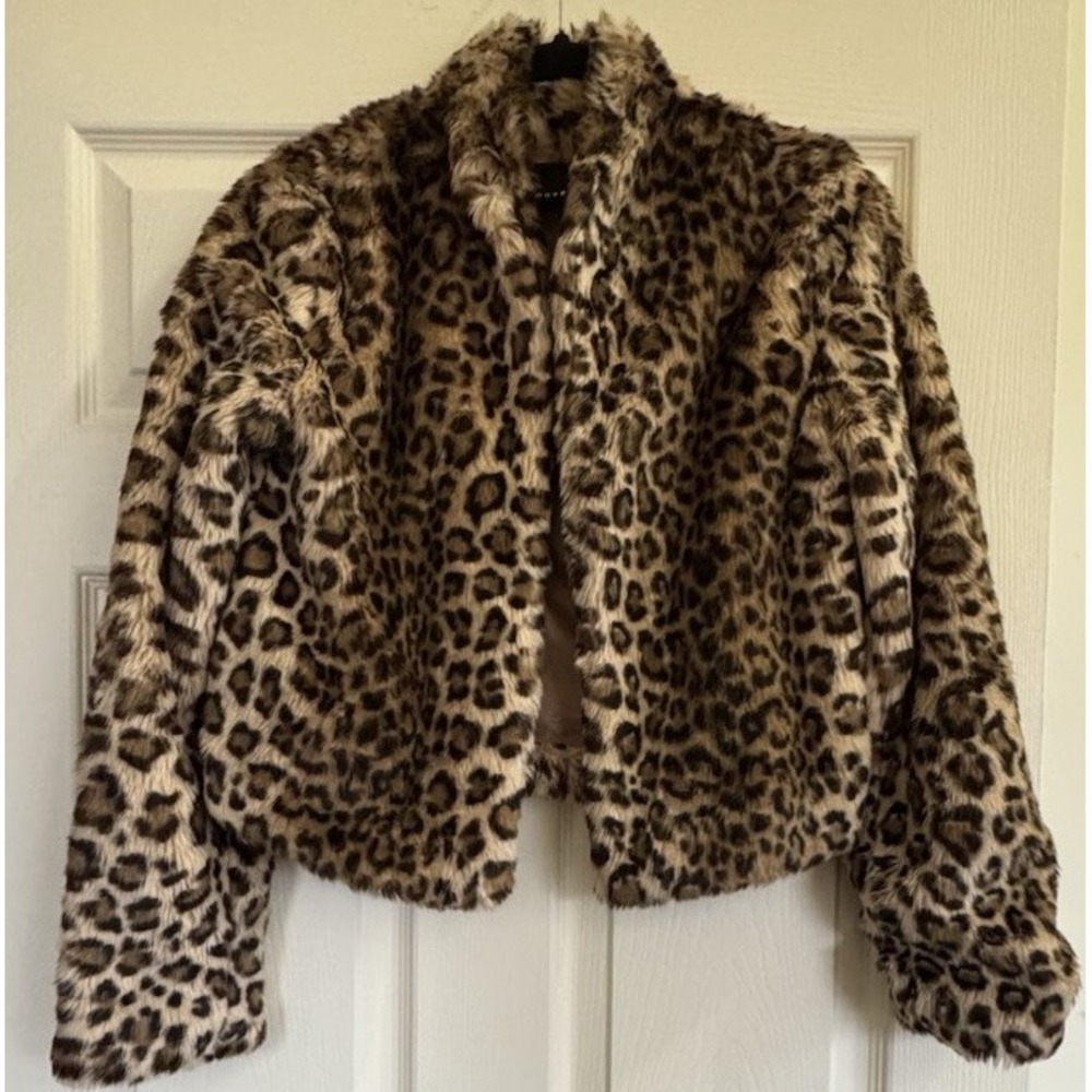Trouve Leopard Jacket Faux Fur Size Small